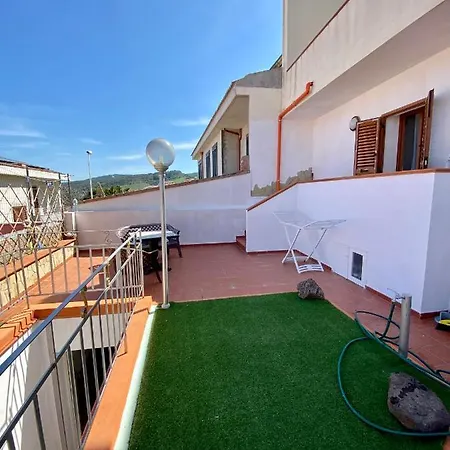 Casa Via Brancaleone Doria N 10 아파트