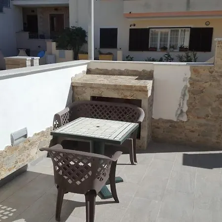 Casa Via Brancaleone Doria N 10 아파트 *