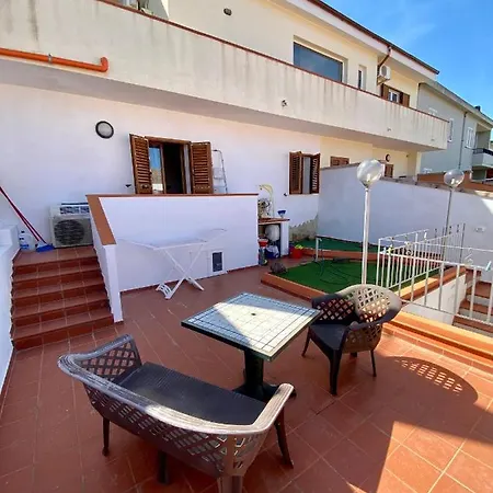 아파트 Casa Via Brancaleone Doria N 10 *
