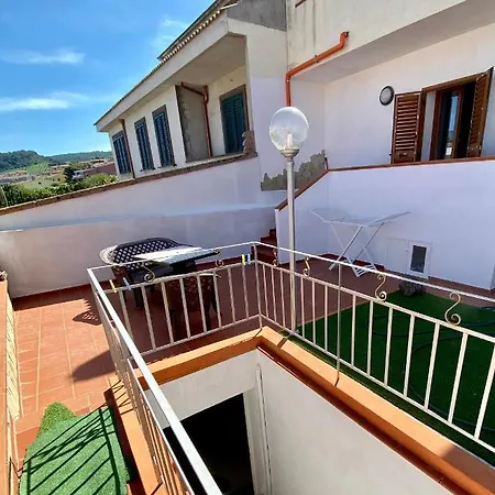 Casa Via Brancaleone Doria N 10 아파트 *
