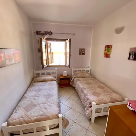 아파트 Casa Via Brancaleone Doria N 10 *